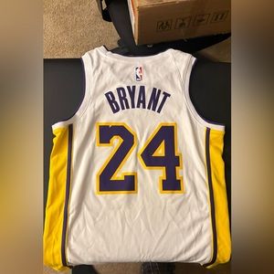 KOBE BRYANT NIKE JERSEY